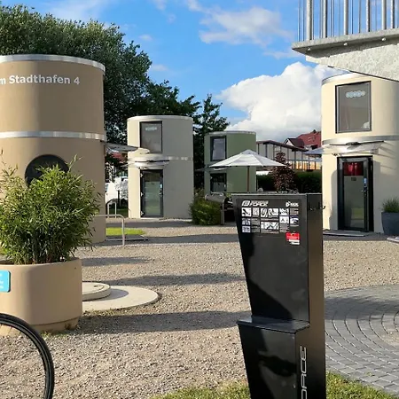 Отель Slube Am Stadthafen *