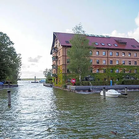 Slube Am Stadthafen Hotel