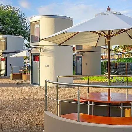 Slube Am Stadthafen Hotel Neustrelitz