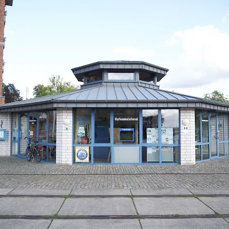 Slube Am Stadthafen * Neustrelitz